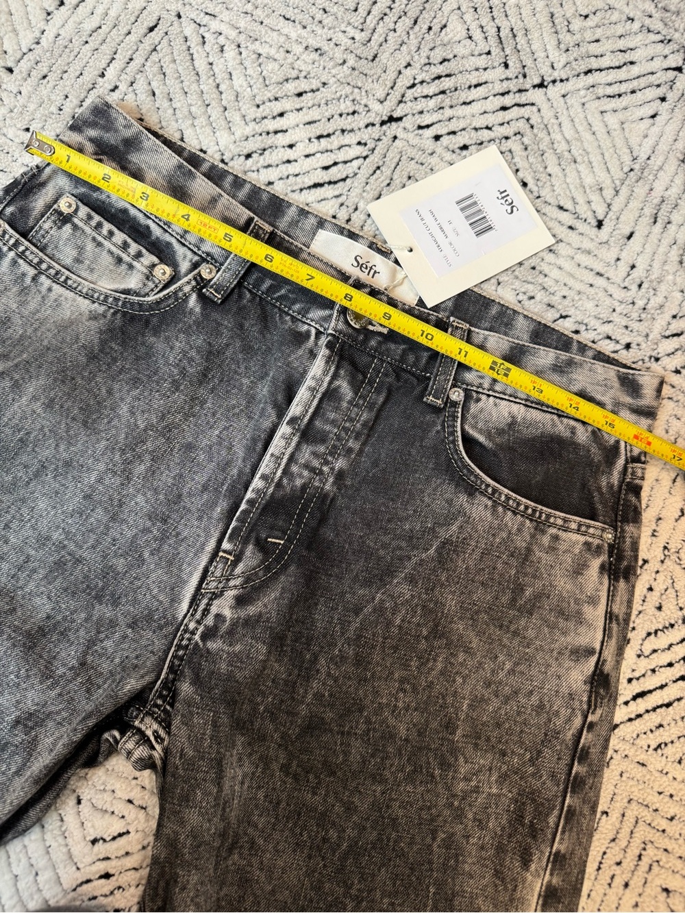 Séfr Straight-leg Jeans in a grey washed denim finish. Made in Italy 🇮🇹 - Picture 14 of 17